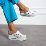 Ciabatte sanitarie in pelle con sottopiede soft / Ciabatte sanitarie in pelle con sottopiede soft /