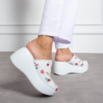 Ciabatte sanitarie in pelle con sottopiede soft /