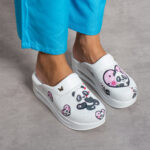 Ciabatte chiuse da donna in pelle con sottopiede soft /