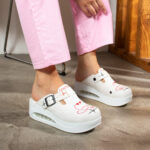 Ciabatte sanitarie anatomiche da donna con zeppa / Ciabatte sanitarie anatomiche da donna con zeppa /