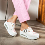 Ciabatte sanitarie anatomiche da donna con zeppa / Ciabatte sanitarie anatomiche da donna con zeppa /