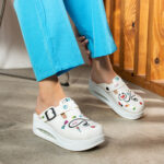 Ciabatte sanitarie anatomiche da donna con zeppa / Ciabatte sanitarie anatomiche da donna con zeppa /