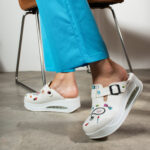 Ciabatte sanitarie anatomiche da donna con zeppa / Ciabatte sanitarie anatomiche da donna con zeppa /