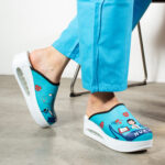 Ciabatte sanitarie anatomiche da donna con zeppa / Ciabatte sanitarie anatomiche da donna con zeppa /