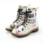 Anfibi moderni da donna in pelle naturale con stampa colorata / Anfibi moderni da donna in pelle naturale con stampa colorata /