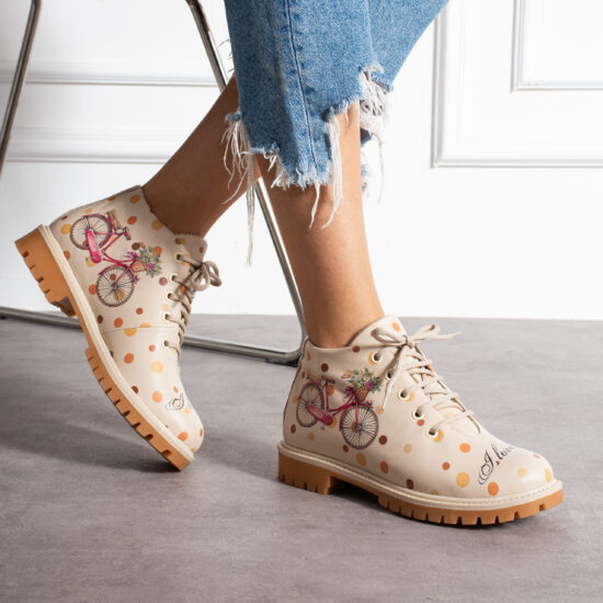 Alternative view of Stivaletti moderni da donna in pelle naturale con design colorato