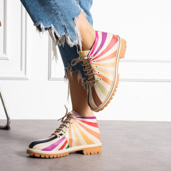 Alternative view of Stivaletti moderni da donna in pelle naturale con design colorato