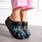 Sabot da lavoro in pelle con cinturino dietro /