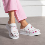 Sabot da lavoro in pelle bianca con cinturino dietro / Sabot da lavoro in pelle bianca con cinturino dietro /