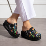 Sabot da lavoro in pelle nera con zeppa /