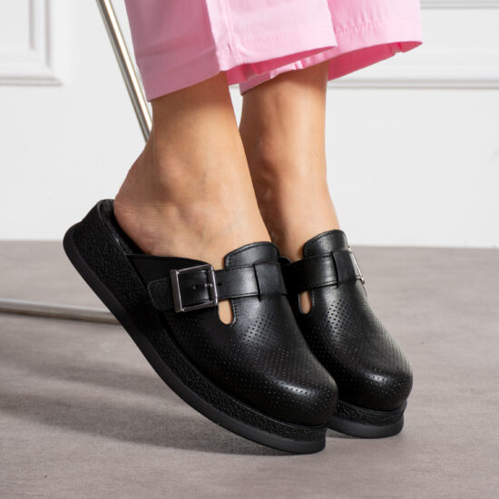 Sabot medico in pelle nera Ciabatte sanitarie donna Monocolore 2 Sabot medico in pelle nera Ciabatte sanitarie donna Monocolore 2