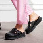 Sabot medico in pelle nera / Sabot medico in pelle nera /