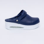 Sabot medico in pelle con zeppa e cinturino dietro / Sabot medico in pelle con zeppa e cinturino dietro /