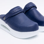 Sabot medico in pelle con zeppa e cinturino dietro / Sabot medico in pelle con zeppa e cinturino dietro /