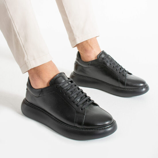 Sneakers uomo neri in pelle naturale Scarpe e ciabatte da lavoro uomo Alberghiero e ristorazione Sneakers uomo neri in pelle naturale