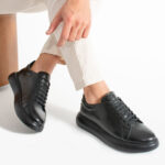 Sneakers uomo neri in pelle naturale / Sneakers uomo neri in pelle naturale /