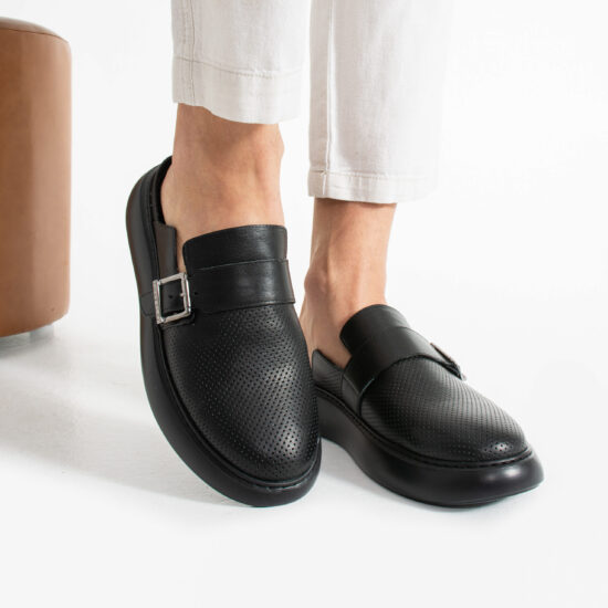 Alternative view of Sabot uomo nero in pelle con fibbia