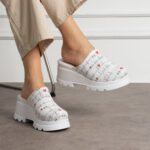 Sabot da lavoro in pelle con plateau per donna / Sabot da lavoro in pelle con plateau per donna /