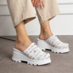 Sabot da lavoro in pelle con plateau per donna / Sabot da lavoro in pelle con plateau per donna /