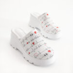 Sabot da lavoro in pelle con plateau per donna / Sabot da lavoro in pelle con plateau per donna /