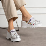 Sabot punta chiusa in pelle con plateau per donna / Sabot punta chiusa in pelle con plateau per donna /