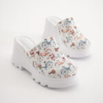 Sabot punta chiusa in pelle con plateau per donna /