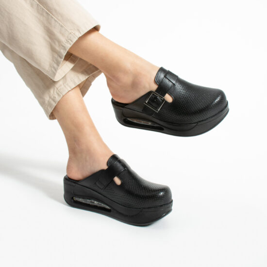 Zoccoli sanitari in pelle nera da donna con fibbia Zoccoli da lavoro donna Monocolore Zoccoli sanitari in pelle nera da donna con fibbia