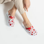 Zoccoli anatomici da lavoro con zeppa e stampa colorata / Zoccoli anatomici da lavoro con zeppa e stampa colorata /