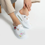 Zoccoli anatomici da lavoro con zeppa e stampa colorata / Zoccoli anatomici da lavoro con zeppa e stampa colorata /