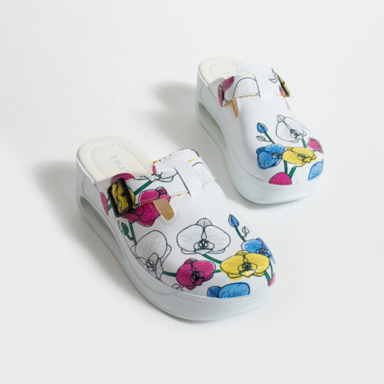 Alternative view of Zoccoli anatomici da lavoro con zeppa e stampa colorata