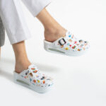 Zoccoli da lavoro anatomiche da donna con zeppa per cucina /