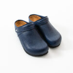 Sabot da donna bassi azzurri in pelle /