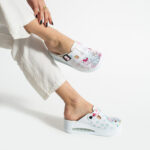 Zoccoli anatomici da lavoro con zeppa e stampa colorata / Zoccoli anatomici da lavoro con zeppa e stampa colorata /