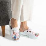 Zoccoli da lavoro anatomici da donna con zeppa per cucina / Zoccoli da lavoro anatomici da donna con zeppa per cucina /