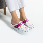 Zoccoli da lavoro anatomici da donna con zeppa per estetista / Zoccoli da lavoro anatomici da donna con zeppa per estetista /