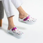 Zoccoli da lavoro anatomici da donna con zeppa per estetista / Zoccoli da lavoro anatomici da donna con zeppa per estetista /