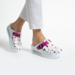 Zoccoli da lavoro anatomici da donna con zeppa per estetista / Zoccoli da lavoro anatomici da donna con zeppa per estetista /