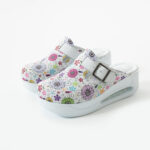 Ciabatte chiuse da lavoro in pelle con piattaforma / Ciabatte chiuse da lavoro in pelle con piattaforma /