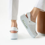 Sabot da lavoro in pelle con zeppa e cinturino dietro per cucina / Sabot da lavoro in pelle con zeppa e cinturino dietro per cucina /