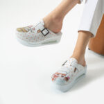 Ciabatte chiuse da donna in pelle con piattaforma per cucina /