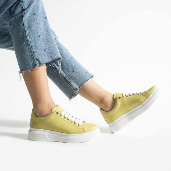 Sneakers da donna gialle leggere in pelle naturale Sneakers donna colorate 2