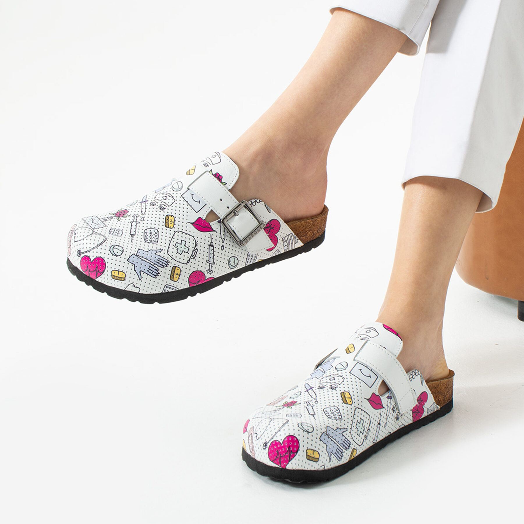 Sabot anatomico in pelle donna per infermiere