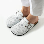 Sabot anatomico in pelle donna per infermiere /