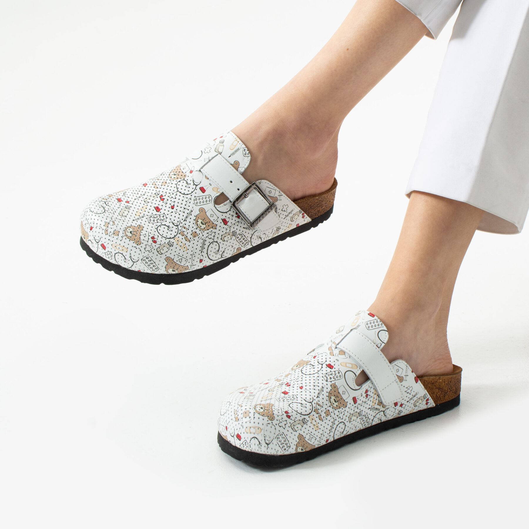 Sabot anatomico in pelle donna per infermiere