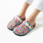 Sabot da donna bassi colorati in pelle / Sabot da donna bassi colorati in pelle /