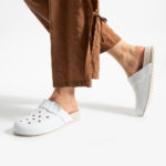 Ciabatte di gomma donna con fori bianche /