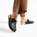 Ciabatte di gomma donna con fori nere /