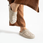 Ciabatte di gomma donna con fori beige chiaro /