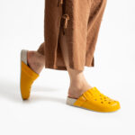 Ciabatte di gomma donna con fori arancioni /