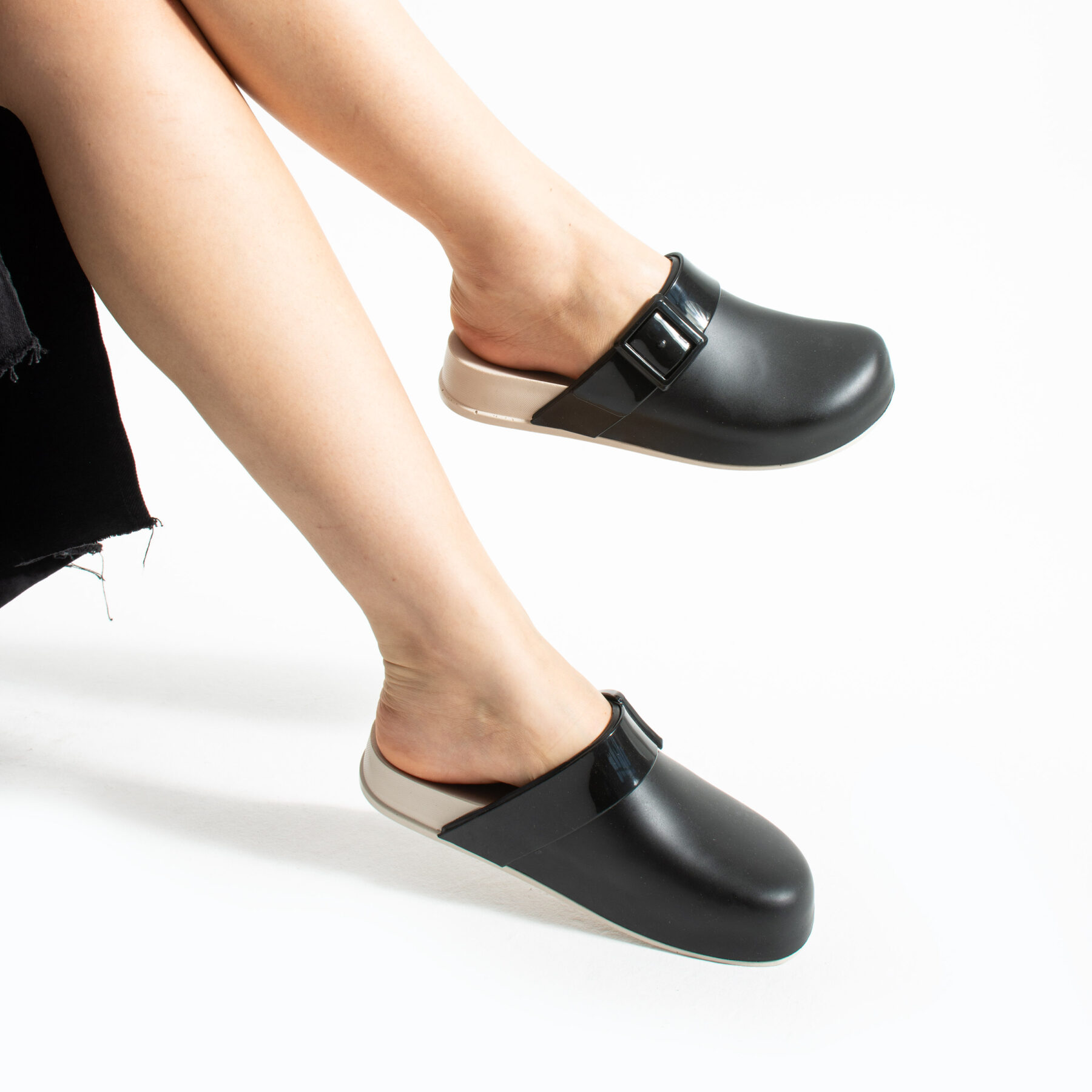 Ciabatte di gomma donna chiuse nere